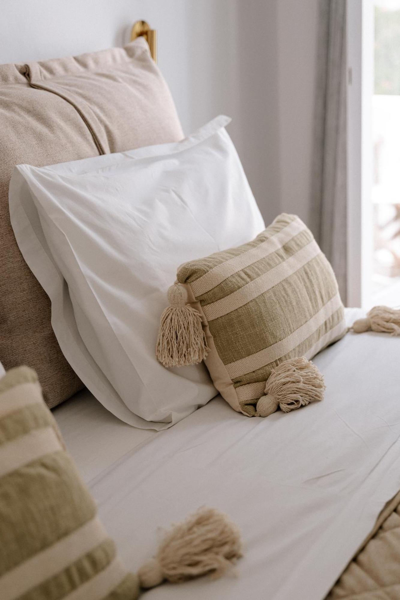Pnoi Hotel 로갈라스 외부 사진